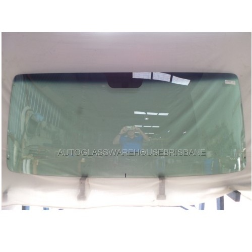 HYUNDAI MIGHTY QT3 EX4 - 7/2017 to CURRENT - TRUCK - FRONT WINDSCREEN GLASS - 1835 X 767h - (LIMITED STOCK) - GREEN - NEW
