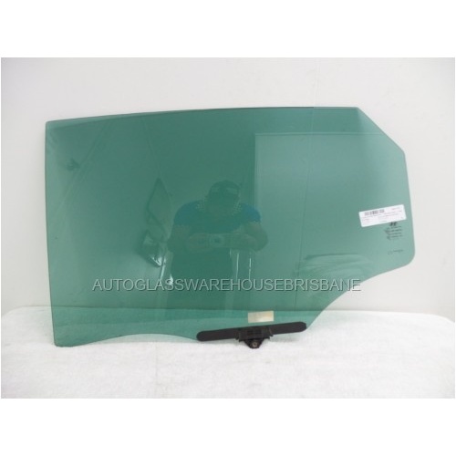 HYUNDAI iX35 LM - 2/2010 TO CURRENT - 5DR WAGON - LEFT SIDE REAR DOOR GLASS - DARK GREEN - 1 FITTING - (Second-hand)