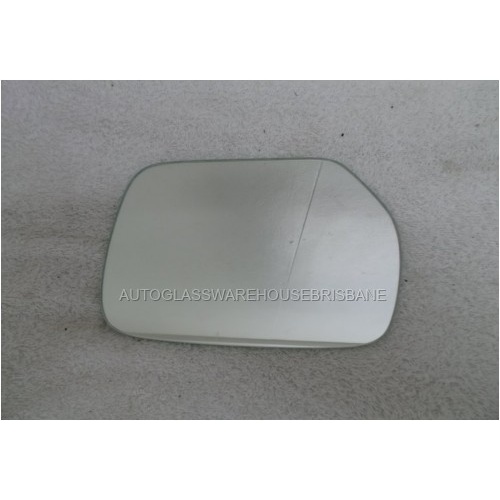 MITSUBISHI OUTLANDER ZE-ZF - 1/2003 TO 9/2006 - 5DR WAGON - RIGHT SIDE FLAT MIRROR GLASS ONLY - 175h X 120 - NEW - SR1400-7270-7727