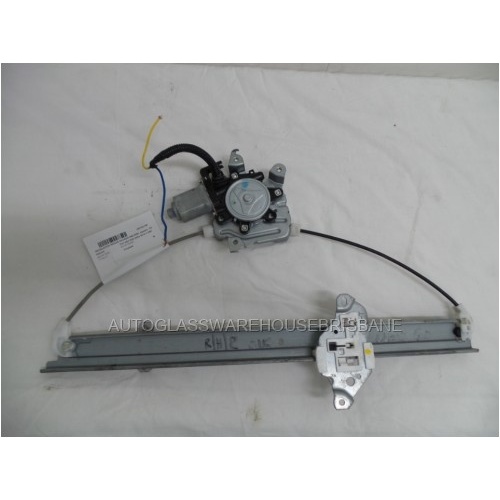 NISSAN NAVARA D40 - 12/2005 to 3/2015 - DUAL CAB - THAILAND BUILT - RIGHT SIDE REAR WINDOW REGULATOR - ELECTRIC - (Second-hand)
