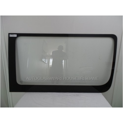 MERCEDES SPRINTER LWB/MWB - 9/2006 to CURRENT - VAN - RIGHT SIDE FRONT BONDED GLASS - CLEAR - 1400w x 770h - (Second-hand)