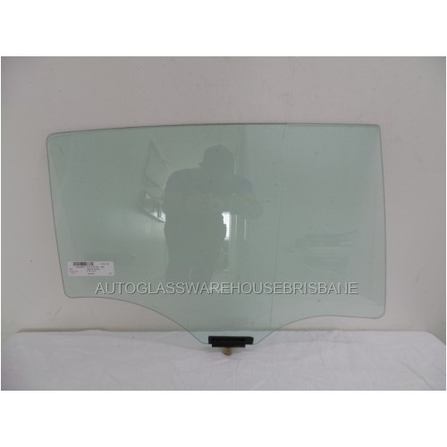 KIA CERATO YD - 5/2013 to CURRENT - 5DR HATCH - RIGHT SIDE REAR DOOR GLASS - NEW