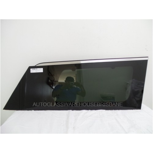 KIA CARNIVAL YP - 12/2014 TO 12/2020 - VAN - DRIVERS - RIGHT SIDE REAR CARGO GLASS - PRIVACY TINT - (Second-hand)