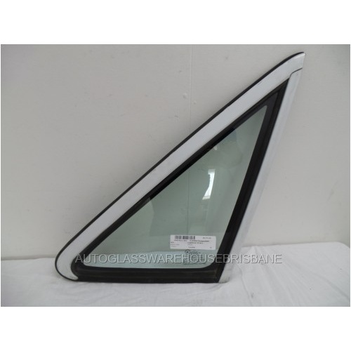 DAEWOO CIELO GL/GLX - 10/1995 to 7/1998 - 4DR SEDAN - RIGHT SIDE OPERA GLASS - ENCAPSULATED WHITE MOULD - (Second-hand)