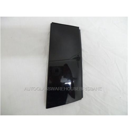 NISSAN 350Z Z33 - 12/2002 to 4/2009 - 2DR COUPE - LEFT SIDE PILLAR MOULD - 76891 CD000 - (Second-hand)