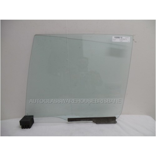 DAIHATSU CHARADE G200 - 6/1993 to 7/2000 - 5DR HATCH - LEFT SIDE REAR DOOR GLASS - NO RAIL - NEW