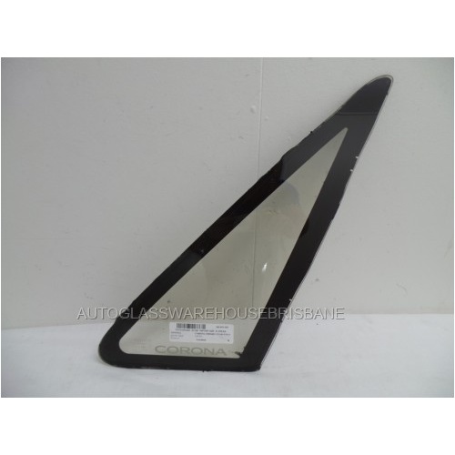 suitable for TOYOTA CORONA IMPORT ST150 - 1983 to 1987 - 5DR SEDAN - RIGHT SIDE OPERA GLASS - (SECOND-HAND)