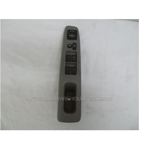 suitable for TOYOTA CAMRY ACV36R - 9/2002 to 6/2006 - 4DR SEDAN - SWITCH POWER WINDOW - 84820-06040 - (SECOND-HAND)
