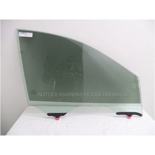 NISSAN PATHFINDER R52 - 10/2013 TO CURRENT - 4DR WAGON - RIGHT SIDE FRONT DOOR GLASS - LAMINATED - GREEN - (Second-hand)