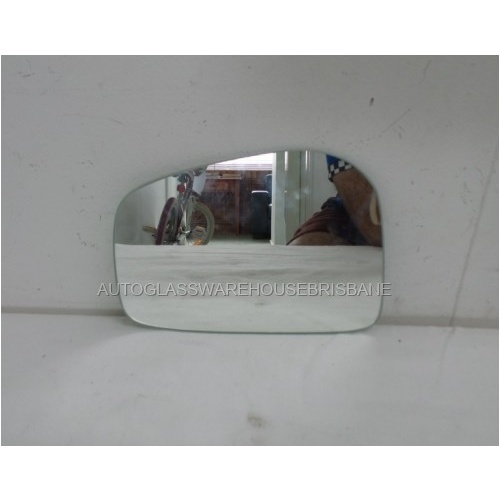 SSANGYONG MUSSO SPORTS - 4/2004 to 12/2006 - 4DR UTE - LEFT SIDE MIRROR - FLAT GLASS ONLY - 188mm X 132mm - NEW
