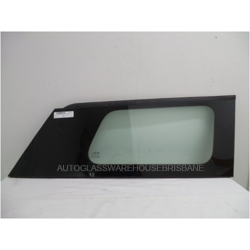 KIA CARNIVAL YP - 12/2014 TO 12/2020 - VAN - DRIVERS - RIGHT SIDE REAR CARGO GLASS - GREEN - (Second-hand)