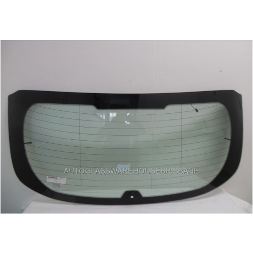 FORD FOCUS LW - 8/2011 to 6/2015 - 5DR HATCH - REAR WINDSCREEN GLASS - HEATED, WIPER HOLE, ANTENNA - NEW