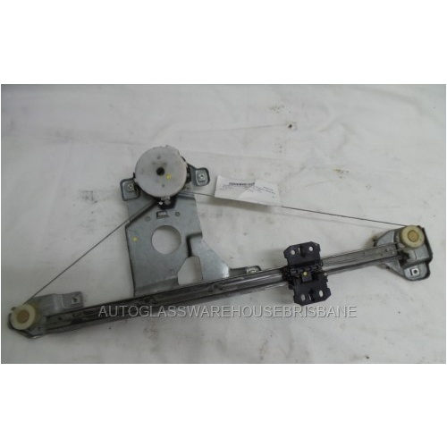 HOLDEN RODEO RA - 12/2002 to 7/2008 - UTE - RIGHT SIDE REAR WINDOW REGULATOR - MANUAL - (Second-hand)