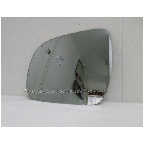 suitable for TOYOTA HILUX ZN210 WORKMATE - 3/2005 to 2015 - 2/4DR UTE - LEFT SIDE MIRROR - CURVED GENUINE GLASS ONLY - 185x147 - (Second-hand)