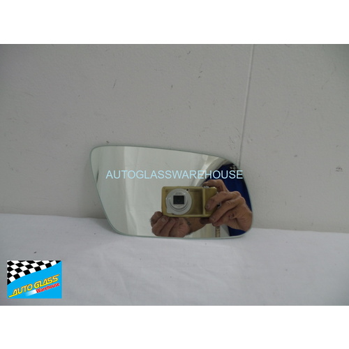 AUDI A3 - 6/1997 to 1/2004 - 3DR/5DR HATCH - RIGHT SIDE MIRROR - FLAT GLASS ONLY - 200MM ANGLE WIDE X 100 HIGH - NEW