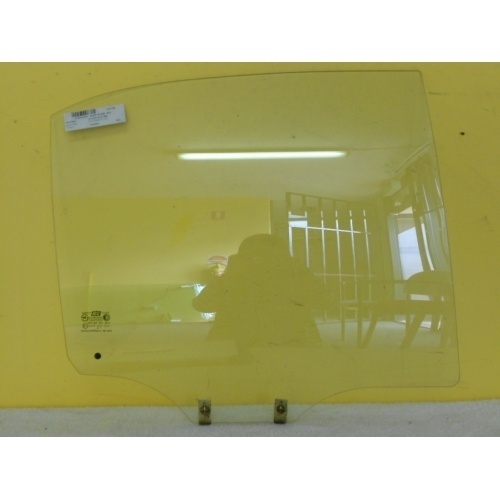 HYUNDAI ACCENT LC - 5/2000 to 4/2006 - SEDAN /HATCH - DRIVERS - RIGHT SIDE REAR DOOR GLASS - NEW