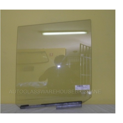 suitable for TOYOTA LANDCRUISER 60 SERIES - 8/1980 to 5/1990 - WAGON - PASSENGERS - LEFT SIDE REAR DOOR GLASS - CLEAR - NEW
