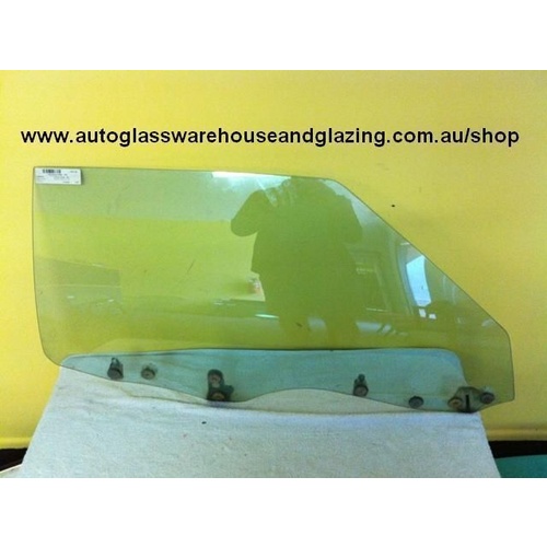 suitable for TOYOTA CELICA RA60 - 2DR COUPE 11/81>10/85 - RIGHT SIDE FRONT DOOR GLASS - (SECOND-HAND)