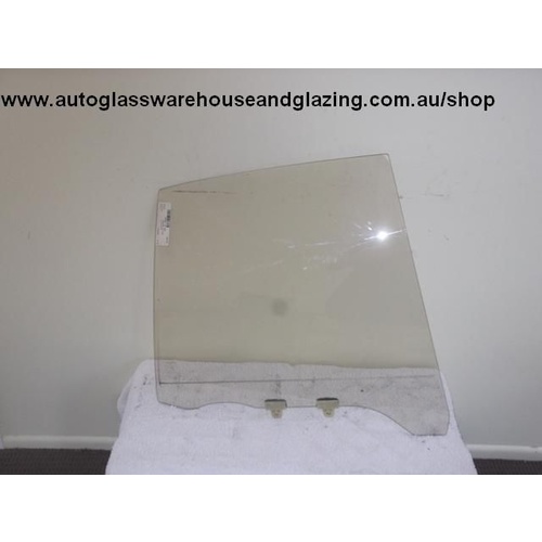 NISSAN MAXIMA J30 - 5/1990 to 1/1995 - 4DR SEDAN - DRIVERS - RIGHT SIDE REAR DOOR GLASS - (Second-hand)