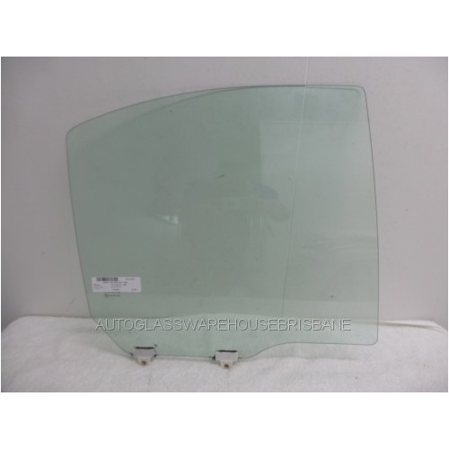 NISSAN PULSAR N16 - 7/2000 to 4/2004 - 4DR SEDAN - DRIVERS - RIGHT SIDE REAR DOOR GLASS - NEW