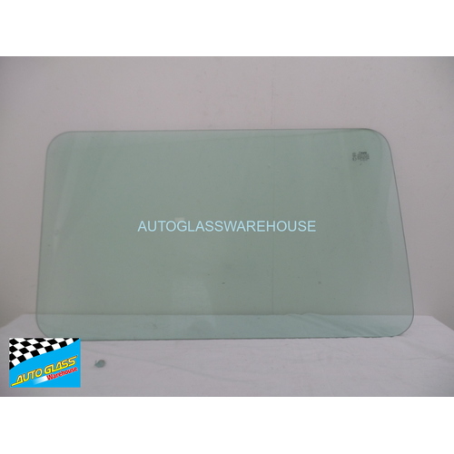 FORD CARGO - 1/1981 - 12/1993 - TRUCK - REAR WINDSCREEN GLASS - NOT HEATED - GREEN - 778MM X 450MM - NEW