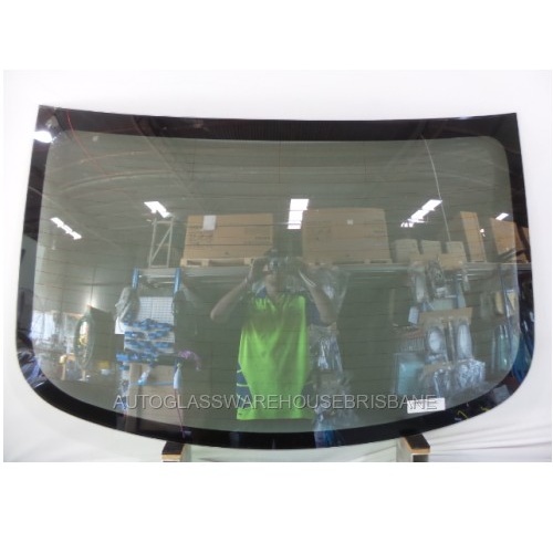 HYUNDAI ELANTRA MD - 6/2011 to 12/2015 - 4DR SEDAN - REAR WINDSCREEN GLASS - HEATED WITH AERIAL - (SECOND-HAND)