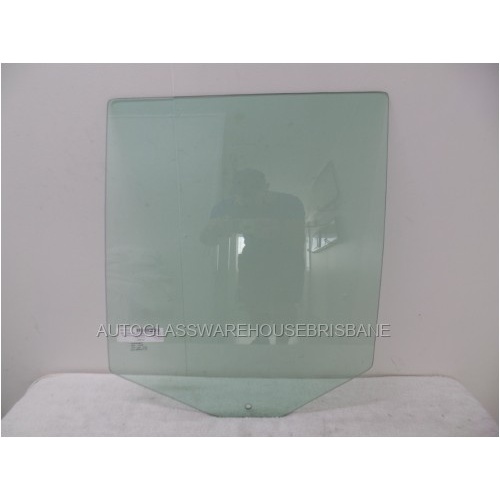 LAND ROVER FREELANDER 2 L359 - 6/2007 to 12/2014 - 5DR SUV - LEFT SIDE REAR DOOR GLASS (1 HOLE) - GREEN - NEW