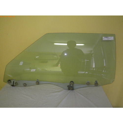 suitable for TOYOTA CELICA RA60 - 11/1981 to 10/1985 - 2DR COUPE - PASSENGER - LEFT SIDE FRONT DOOR GLASS - (SECOND-HAND)