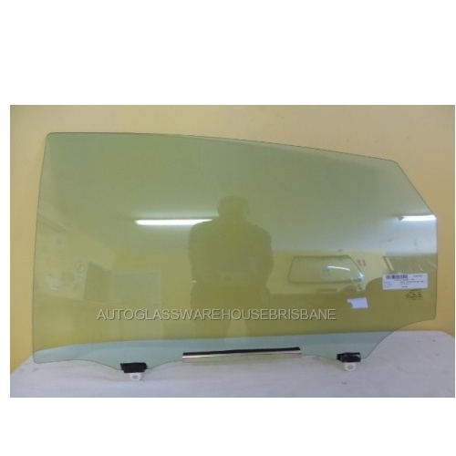 suitable for TOYOTA PRIUS NHW20R 10/2003 to 7/2009 - 5DR HATCH - LEFT SIDE REAR DOOR GLASS - NEW