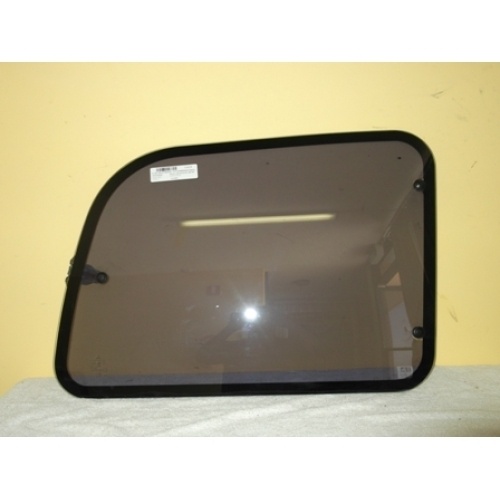 MITSUBISHI DELICA SPACEGEAR L400 IMPORT - 9/1994 to1/2007 - SWB VAN - DRIVERS - RIGHT SIDE REAR FLIPPER GLASS - 695 WIDEST BOTTOM - 3 HOLE - (Second-h