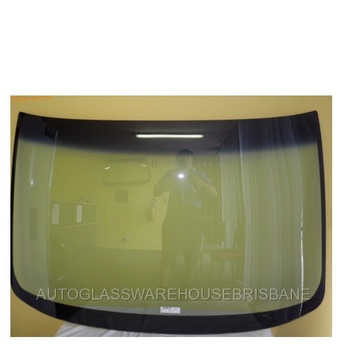 NISSAN ELGRANDE E51 - 1/2002 to 1/2011 - PEOPLE MOVER - FRONT WINDSCREEN GLASS - NEW