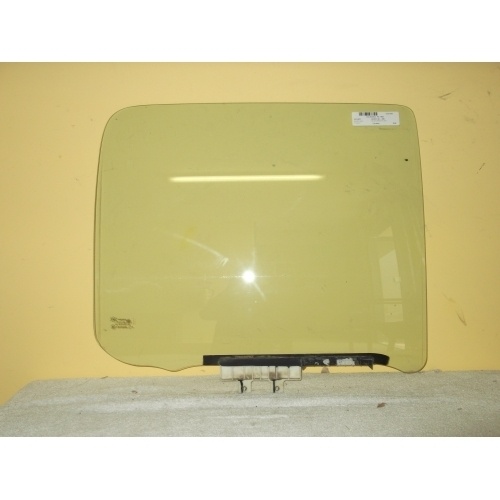 GREAT WALL V200/V240/STEED - 7/2009 to CURRENT - 4DR UTE - DRIVERS - RIGHT SIDE REAR DOOR GLASS - WITH FITTINGS - NEW