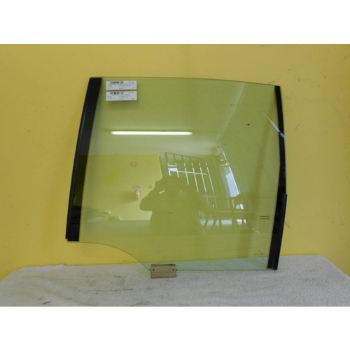 HOLDEN CREWMAN VY/VZ - 12/2000 TO 7/2007- 4DR UTE - PASSENGERS - LEFT SIDE REAR DOOR GLASS - (Second-hand)