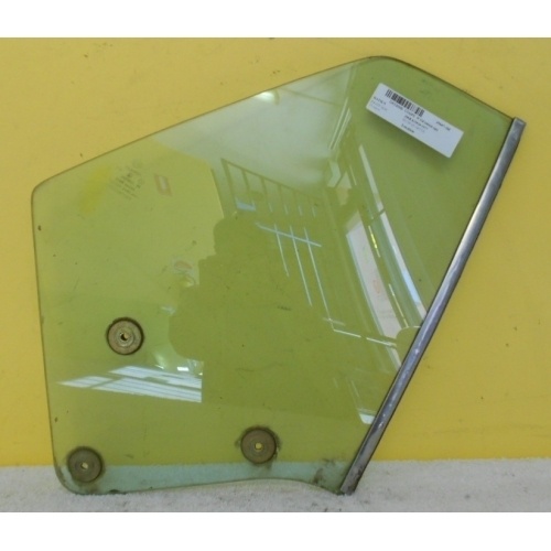 DATSUN 200B KN810 - 1/1977 to 1/1981 - 2DR COUPE - DRIVERS  - RIGHT SIDE REAR QUARTER GLASS (WIND UP) - (Second-hand)