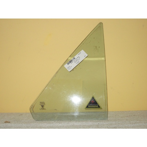 NISSAN PULSAR N13 - 7/1987 TO 10/1991 - 4DR SEDAN - DRIVERS - RIGHT SIDE REAR QUARTER GLASS - GREEN - (SECOND-HAND)