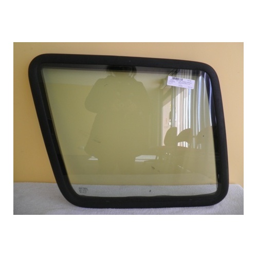 LAND ROVER DISCOVERY DISCO 1 - 3/1991 to 11/2004 - 4DR WAGON - PASSENGERS - LEFT SIDE REAR CARGO GLASS - (Second-hand)