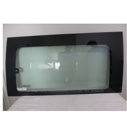 MITSUBISHI DELICA SPACEGEAR L400 IMPORT - 9/1994 TO 1/2007 - BEHIND DRIVERS - RIGHT SIDE MIDDLE - POP-OUT WINDOW GLASS - 1150MM X 600MM - NEW
