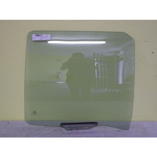 FORD FALCON EA-EB-EB1 - 2/1988 to 9/1996 - 4DR SEDAN - PASSENGERS - LEFT SIDE REAR DOOR GLASS (THINNER GLASS) - NEW