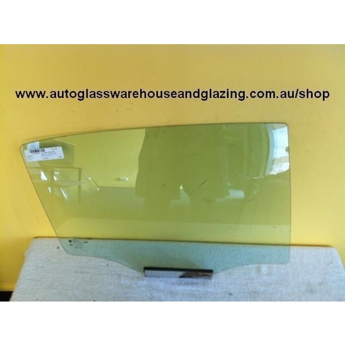 HOLDEN ASTRA TS - 9/1998 to 9/2005 - SEDAN/HATCH - DRIVERS - RIGHT SIDE REAR DOOR GLASS - NEW
