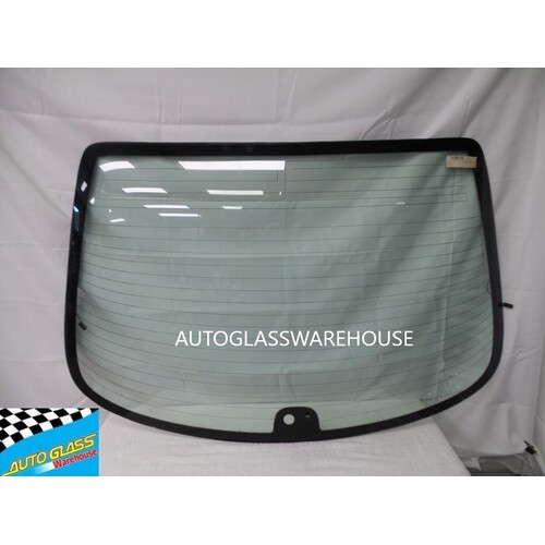 NISSAN SKYLINE R33 - 1/1993 to 1/1998 - 2DR COUPE - REAR WINDSCREEN GLASS - WIPER HOLE - 815MM X 1310MM - (Second-hand)