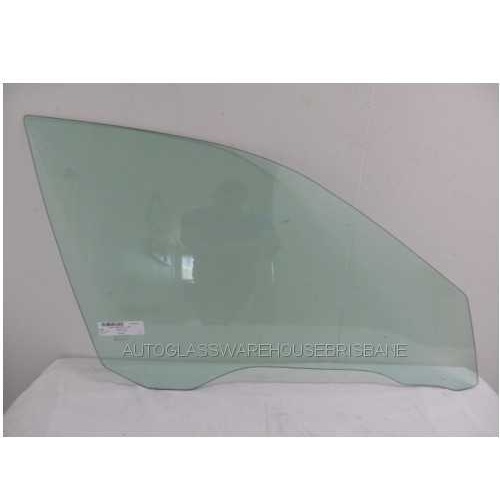 BMW 5 SERIES E39 - 5/1996 to 1/2003 - 4DR SEDAN -  RIGHT SIDE FRONT DOOR GLASS - NEW