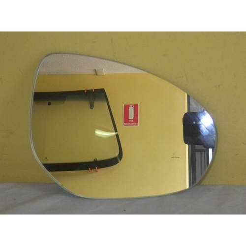 MAZDA 2 DE - 9/2007 to 8/2014 - 5DR HATCH - DRIVERS - RIGHT SIDE MIRROR - FLAT GLASS ONLY - 166MM X 125MM - NEW