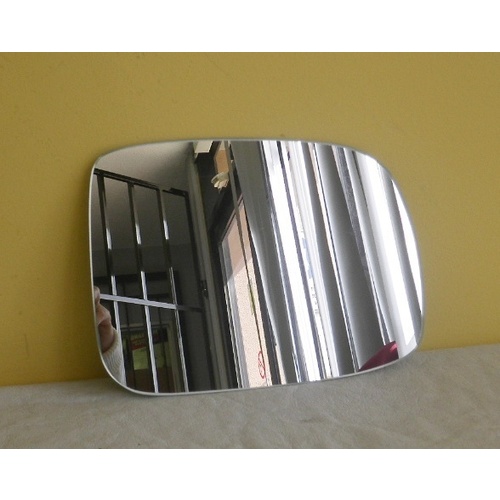 HOLDEN RODEO RA - 12/2002 to 7/2008 - UTE - DRIVERS - RIGHT SIDE MIRROR - FLAT GLASS ONLY - 210MM X 150MM - NEW