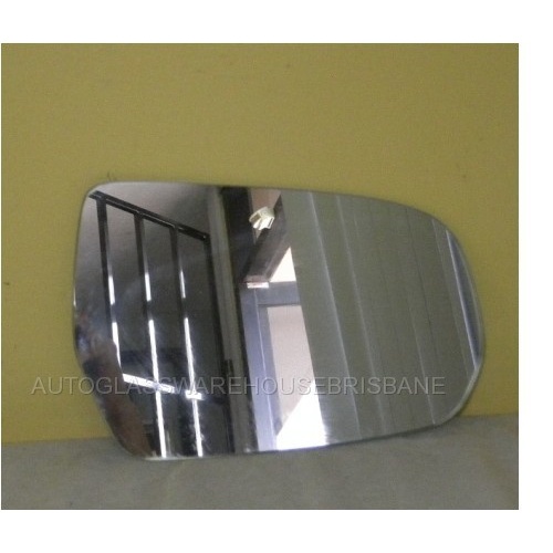 MITSUBISHI 380 DB - 9/2005 to 3/2008 - 4DR SEDAN - DRIVER - RIGHT SIDE MIRROR - FLAT GLASS ONLY - 115mm X 175mm - NEW