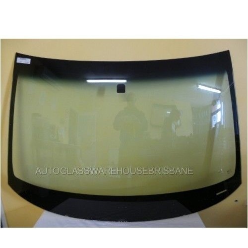 MITSUBISHI OUTLANDER ZJ,ZK - 11/2012 TO 10/2021 - 5DR SUV - FRONT WINDSCREEN - delaminated bottom middle - (Second-hand)