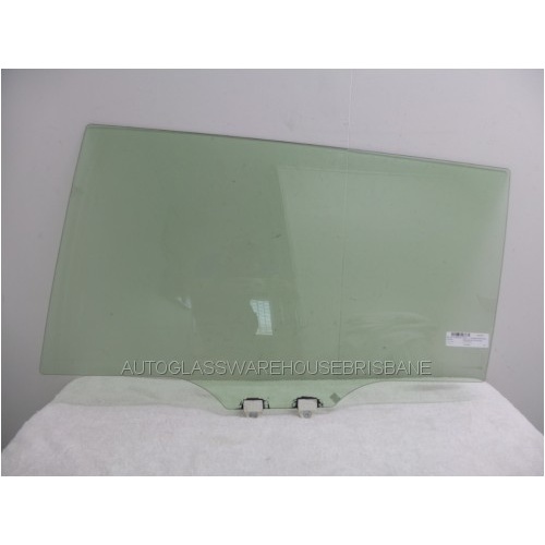 HONDA ODYSSEY RC - 11/2014 to CURRENT - 5DR WAGON - LEFT SIDE SLIDING DOOR - GREEN (WIND UP) - NEW