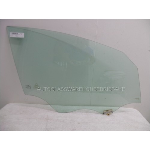 KIA RONDO 6/2013TO CURRENT - 4DR WAGON - RIGHT SIDE FRONT DOOR GLASS - NEW
