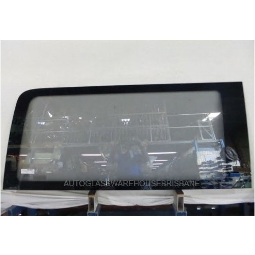 VOLKSWAGEN CRAFTER - 3/2007 TO 8/2017 - MWB VAN - RIGHT SIDE REAR FIXED BONDED WINDOW GLASS - 1630W X 700H - GREY - NEW