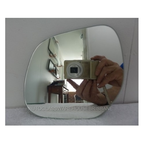 MITSUBISHI ASX - 7/2010 TO CURRENT - 5DR HATCH - PASSENGER - LEFT SIDE MIRROR - FLAT GLASS ONLY - 156H X 203 WIDEST UP - NEW