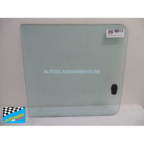 HOLDEN JACKAROO UBS16 LWB - 4/1981 to 4/1992 - 4DR WAGON - DRIVERS - RIGHT SIDE FRONT SLIDER GLASS - CLEAR - (525w X 505h) - (SECOND-HAND)